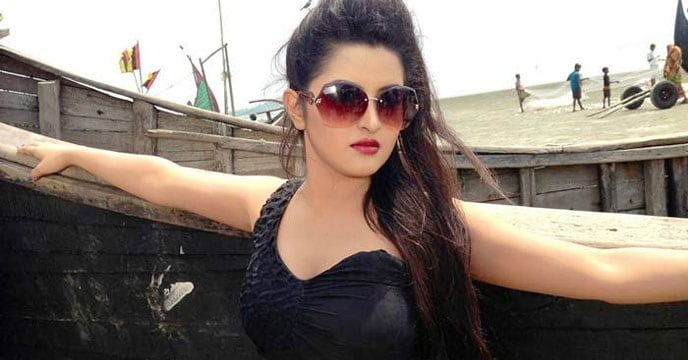 Shamsunnahar Smrity, known by her stage name Porimoni,