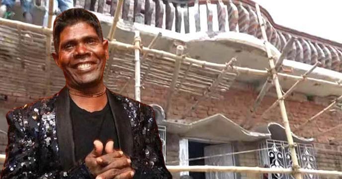 Famous ‘Kancha Badam’ singer Bhuban Badyakar makes his new house in Birbhum