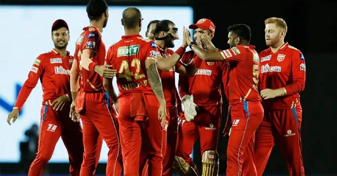 IPL 2022: Punjab racing towards victory, Bangalore are nine down