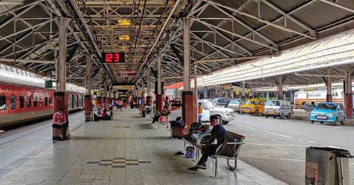 Hawkers in trouble at Modi's Bande Bharat inauguration in Howrah