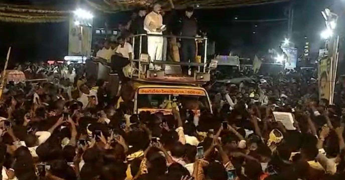 andhra pradesh,kandukur,stampede,tdp,chandrababu naidu road show