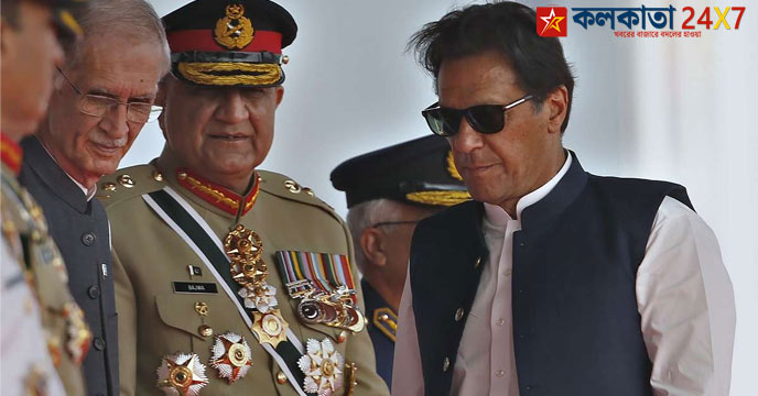 Imran Khan Qamar Javed Bajwa