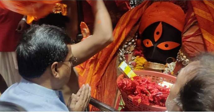 BJP Chief Minister Manik Saha visits Kalighat temple
