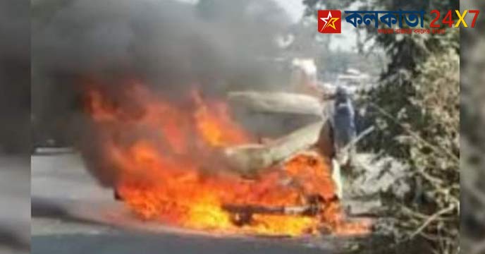 car caught fire in Siliguri Matigara