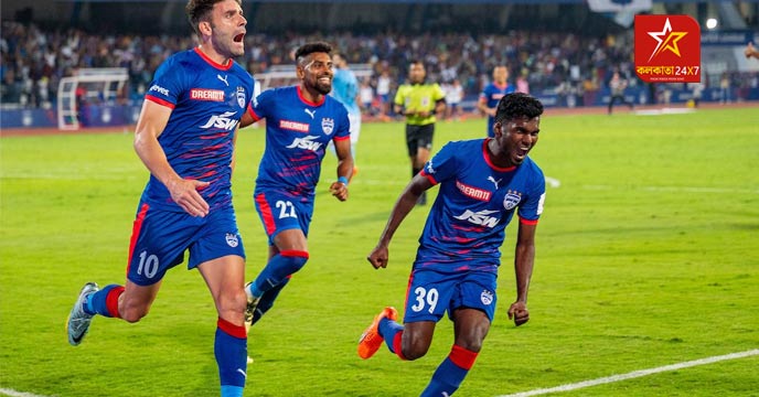 শেষ রক্ষা হল না মুম্বাই ব্রিগেডের (Mumbai City FC)। নির্ধারিত সময়ে ২-১ ব্যাবধানে এগিয়ে থাকলেও সাডেন ডেথ এ গিয়ে ৯-৮ গোলে বাজিমাত বেঙ্গালুরুর (Bengaluru FC)।