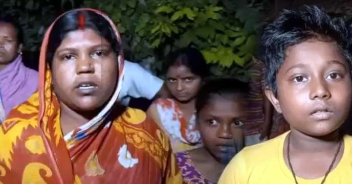 Lizard found in mid-day meal in West Bengal, 35 students fell ill after eating the food