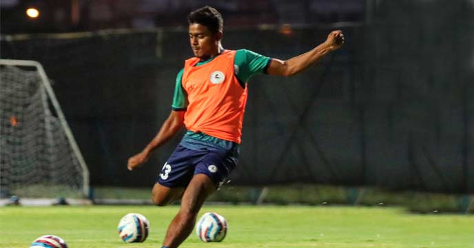 Fardeen Ali Molla, Mohun Bagan AC footballer, posing for the camera