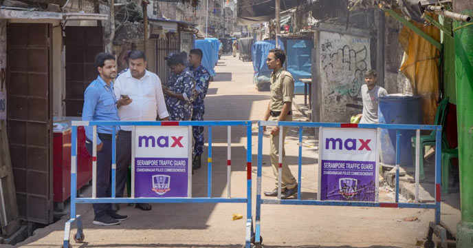 Ram Navami Violence in Rishra - Image of Burning Vehicles and Police Personnel in Clash
