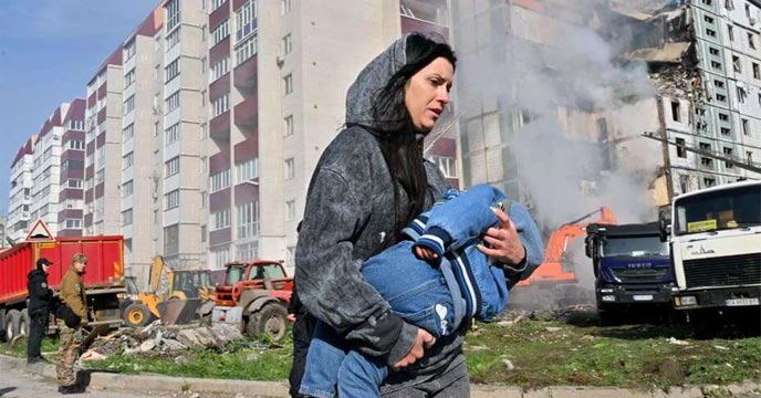 Russia's missile attack on cities around Ukraine