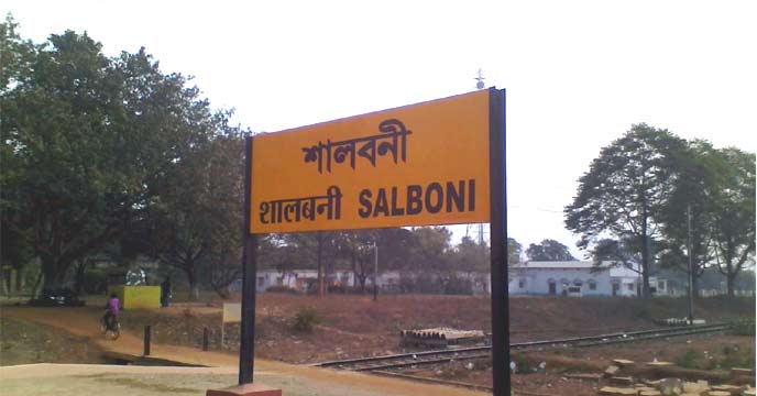 Excavation of an ancient sculpture during pond digging in Salboni.