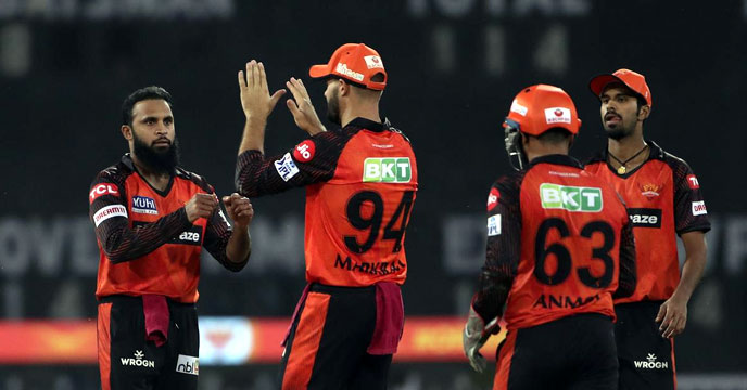 Sunrisers Hyderabad IPL 2023 team players celebrating their victory