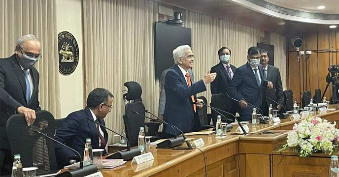 RBI Governor Shaktikanta Das addressing the media during the latest monetary policy meeting