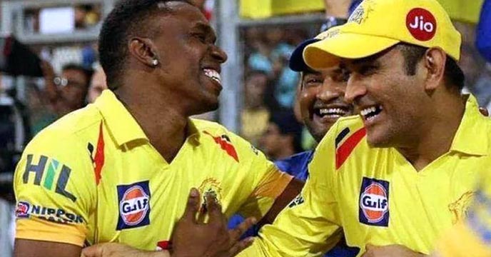 Dwayne Bravo Reveals Dhoni's Future Plans, Assures His Presence in Cricket Beyond This Year