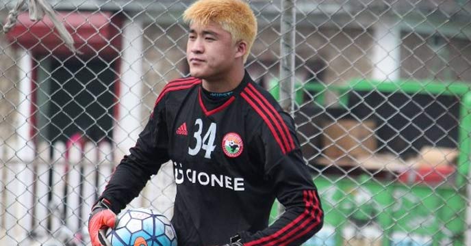Phurba Lachenpa Extends Contract with Mumbai