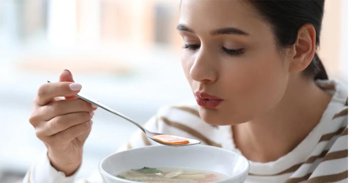 Beat Stomach Upset This Summer with Soothing Foods: Expert Recommendations