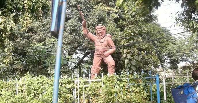 Tenzing Norgay Statue at Darjeeling More