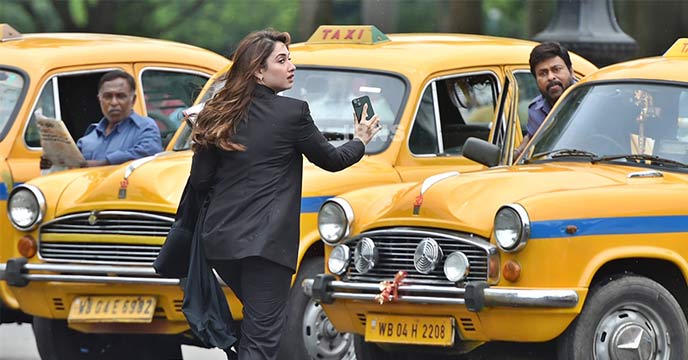 Chiranjeevi shoots for movie in Kolkata Victoria