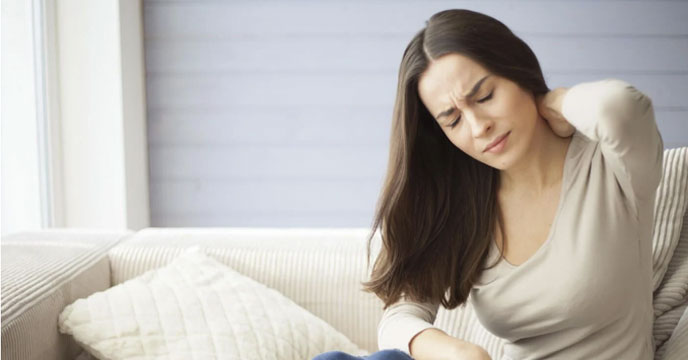 woman-spondylitis