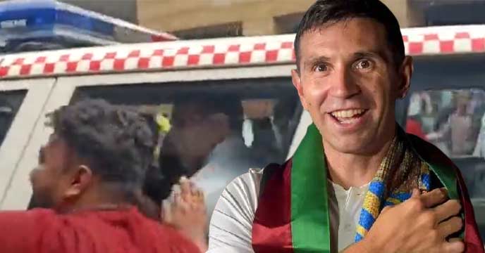 Emiliano Martinez Rescued in Police Vehicle
