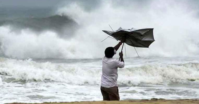 Cyclone Alfred Targets Australia with Destructive 100mph Winds and Life-Threatening Floods