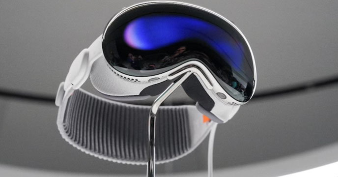 Apple's Vision Pro headset