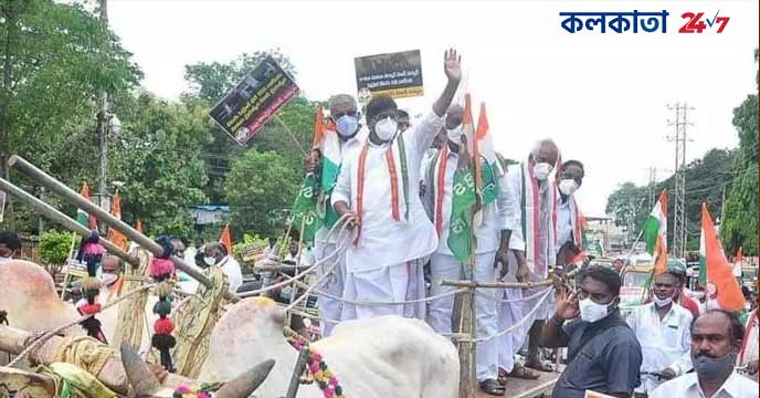 Congress Criticizes Modi Government Over Rising fuel Prices