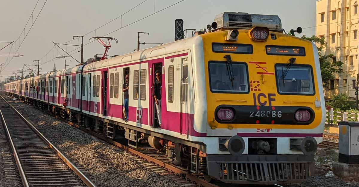 local-trains-cancelled-traffic-block-for-work-in-sealdah-division