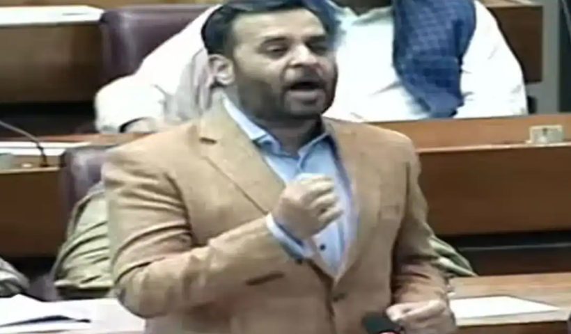 india landed on moon while we pakistani syed mustafa kamal lawmaker