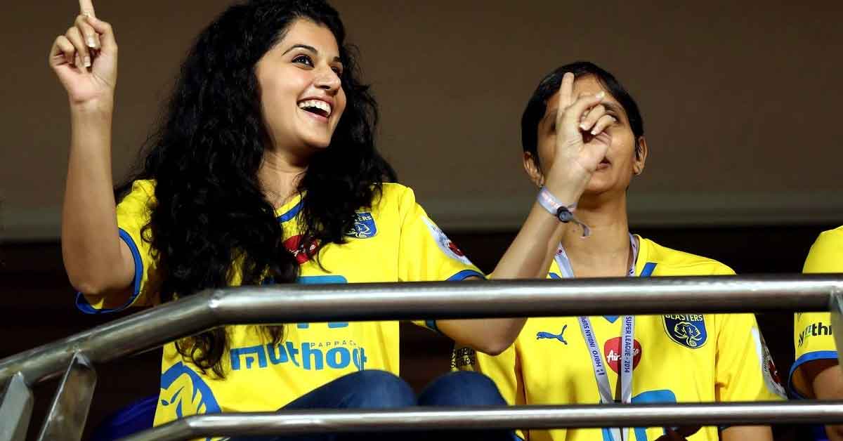 Kerala Blasters fan girl