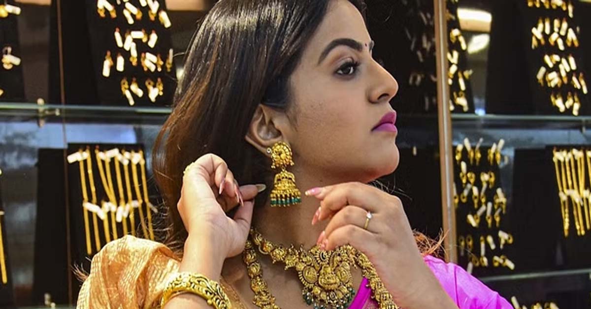 Gold and Silver Prices Today, January 1, 2025: Check the Latest Rates in India