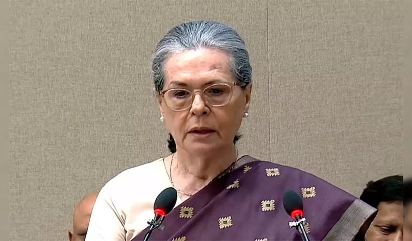 sonia gandhis reaction on lok sabha election 2024 exit-polls predicting bjp win, বুথ ফেরৎ সমীক্ষা নিয়ে কী বললেন সনিয়া গান্ধী