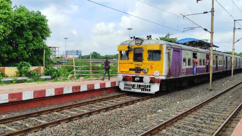Several Mail and Express Trains from Howrah Canceled for Passenger Safety and Operational Efficiency