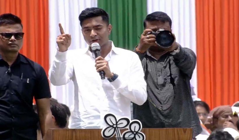 TMC Holds Mega Meeting at Netaji Indoor Stadium Ahead of 2026 West Bengal Assembly Elections