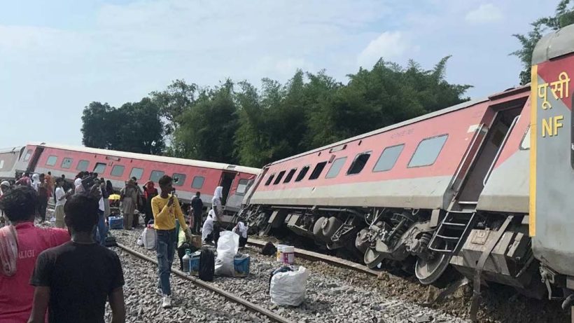 Accident in Tirupati Express: Train Service Halted on Shalimar-Santragachi Line