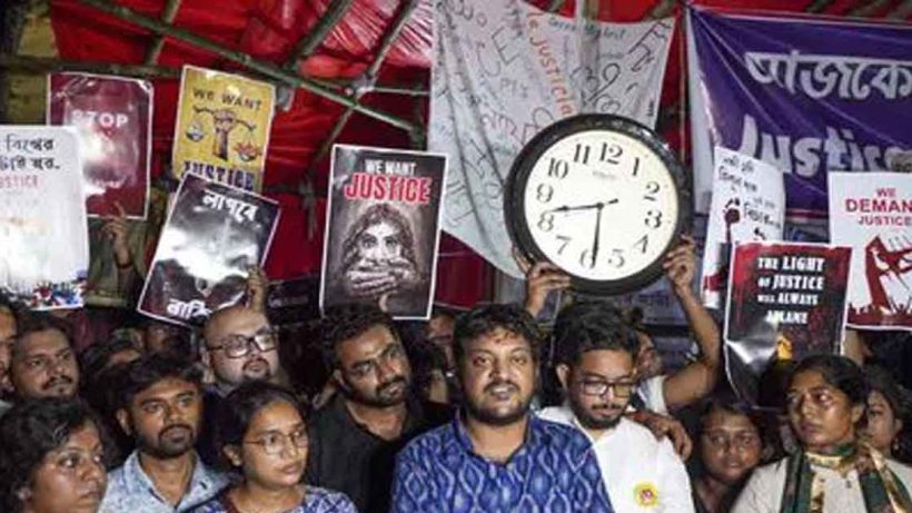 Junior doctors' 'mass rally' application rejected by police.