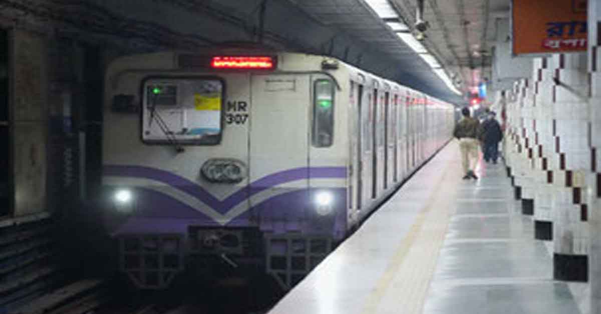 Kolkata metro will run after seven minuites gap from Dakhshineswar