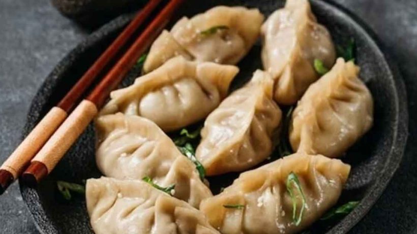 Woman died, 20 hospitalized after eating Momo from footpath stall in Hyadrabad