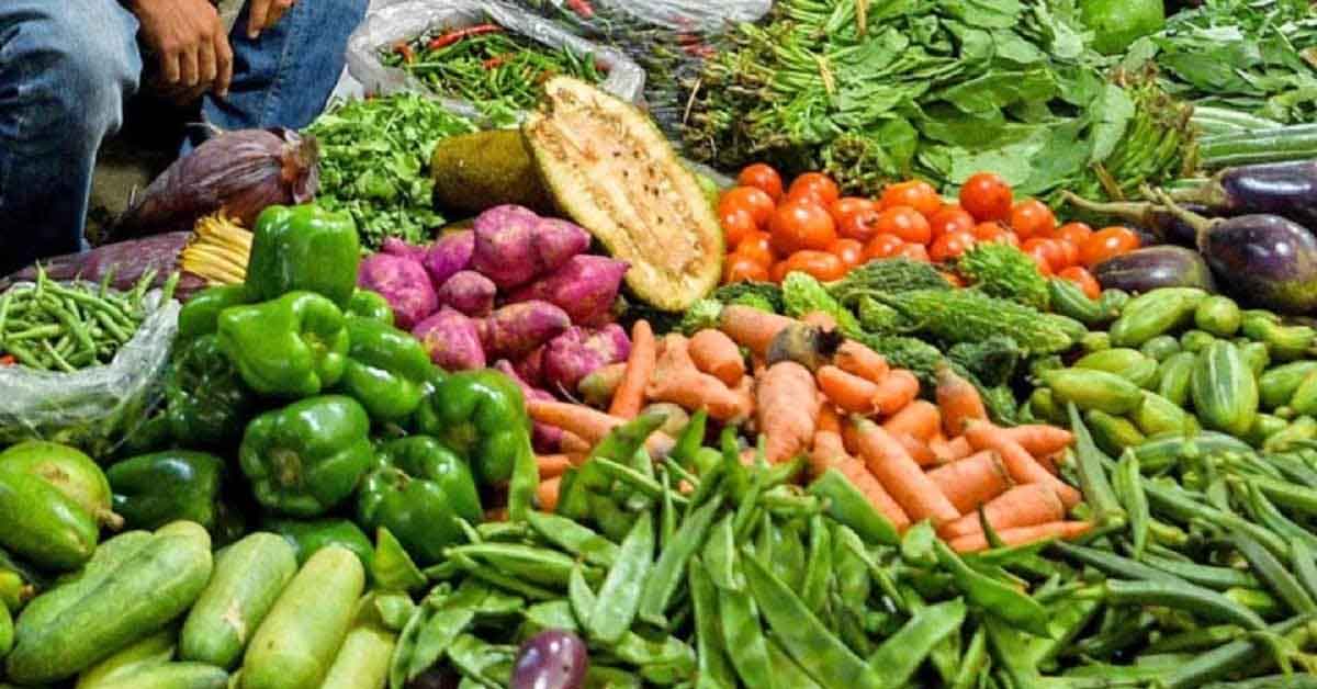 Thursday Sees Significant Changes in Vegetable Prices at Kolkata Market
