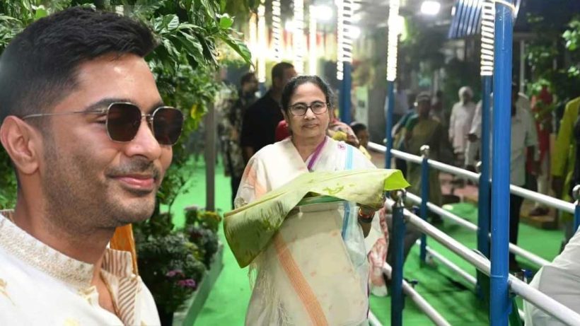 Kali Puja celebrations at Mamata Banerjee's residence