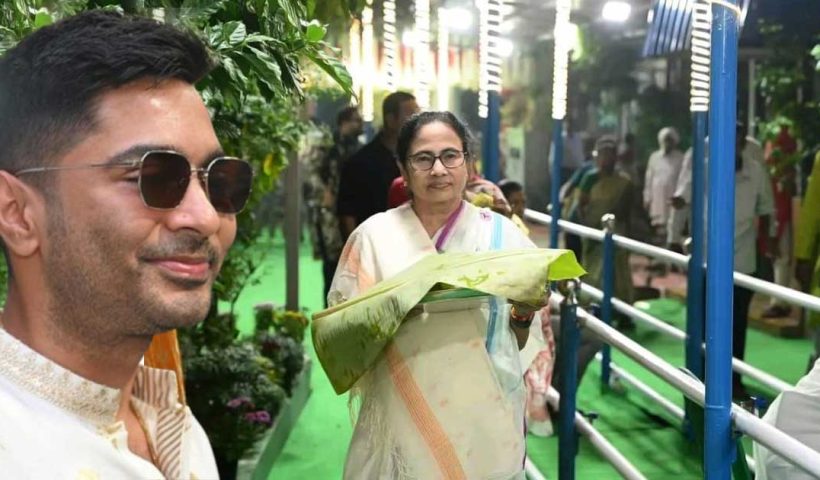 Kali Puja celebrations at Mamata Banerjee's residence