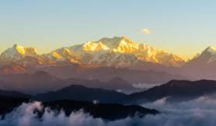 A Kolkata man died in Sandakhphu mountain due to respiration problem