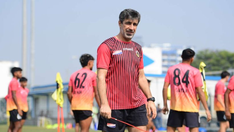 East Bengal FC Oscar Bruzon on Hyderabad FC