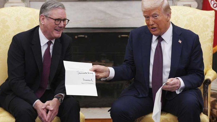 Donald Trump Says He Trusts Putin as UK PM Seeks Ukraine Security Guarantees