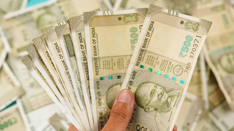 indian-rupee-declines-due-to-lack-of-foreign-investment