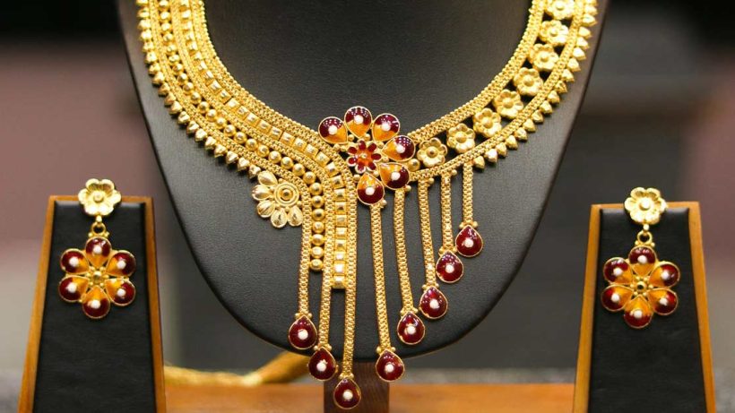 Gold Price Today: Check 22 Carat Gold Rates in Top Cities on 17th March