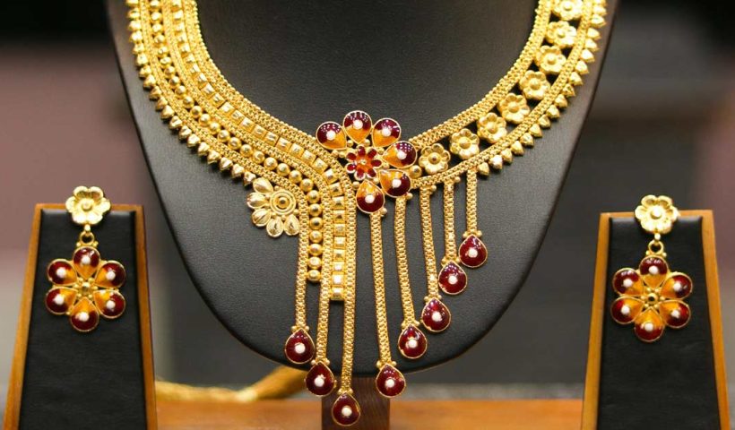 Gold Price Today: Check 22 Carat Gold Rates in Top Cities on 17th March
