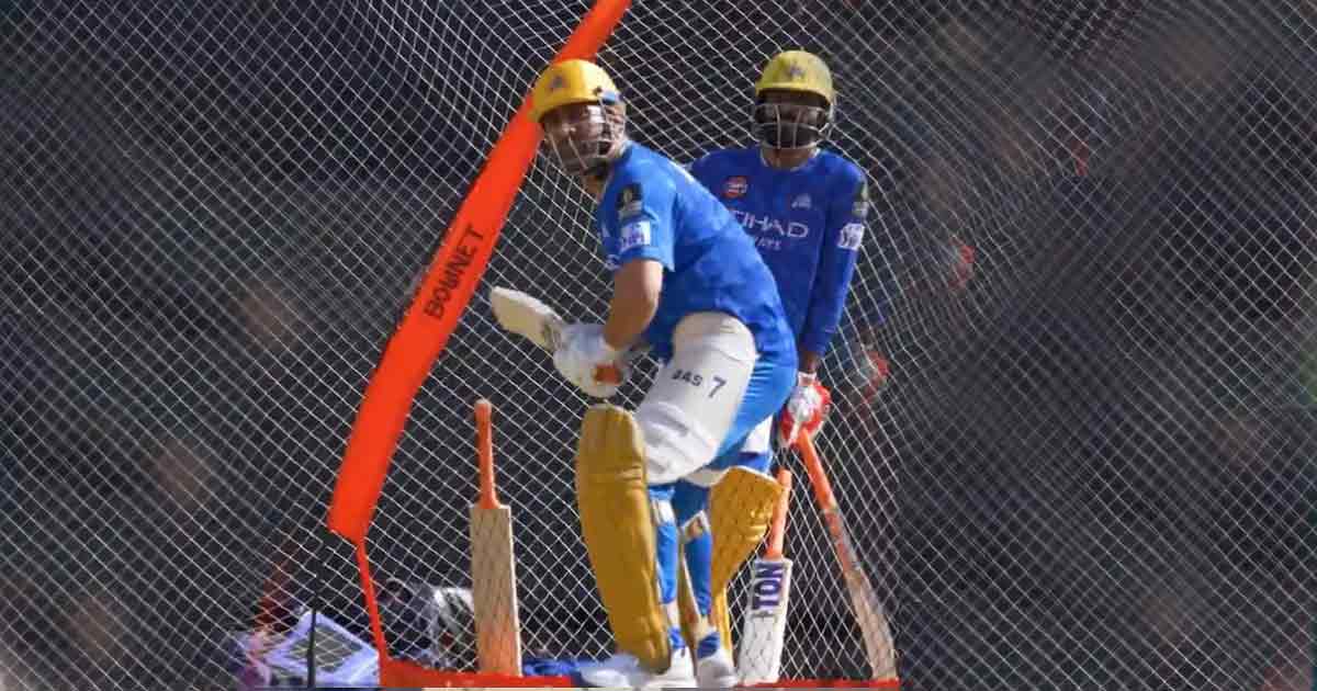 ms-dhoni-unleashes-big-hits-ipl-2025-opener-viral-video
