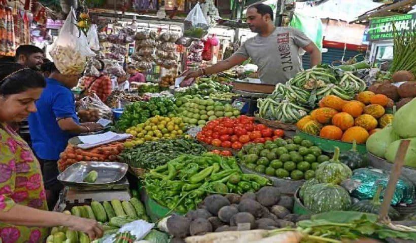 https://kolkata24.in/wp-content/uploads/2025/03/Market.jpg