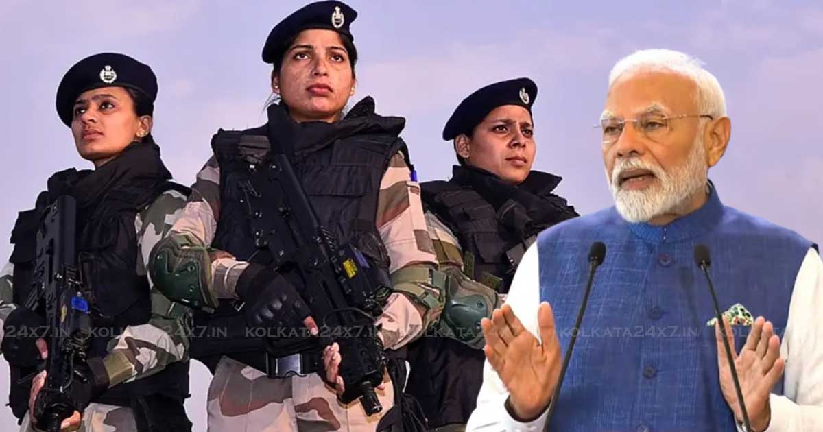 Women Police Ensure Security at PM Modi’s ‘Lakhpati Didi’ Event in Gujarat