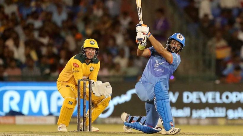 Yuvraj Singh Smashes 7 Sixes in IML